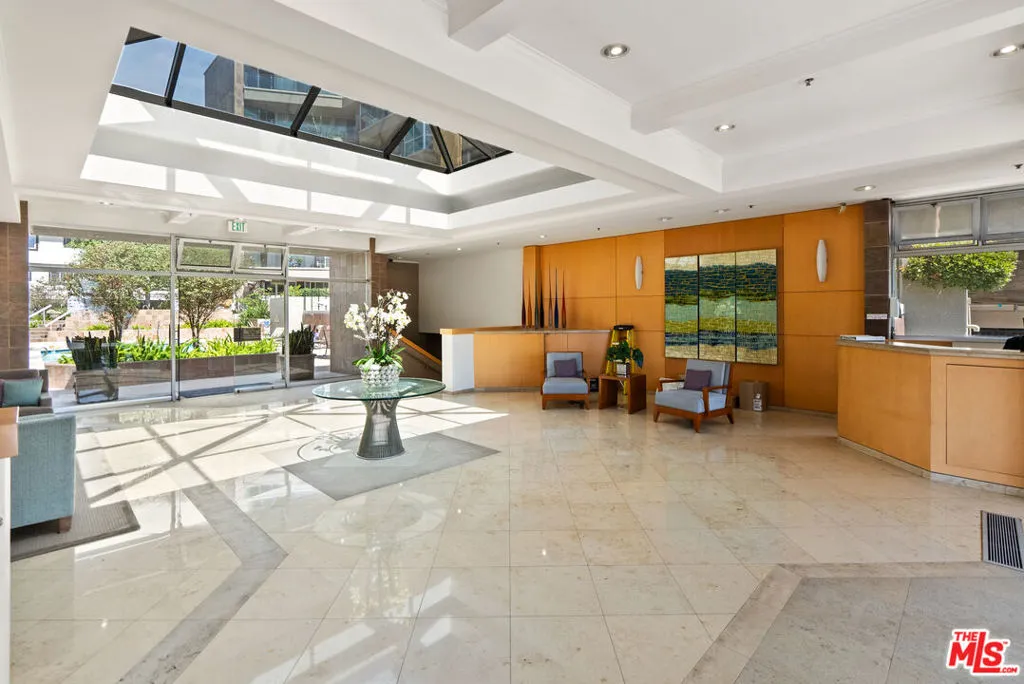 515 Ocean Avenue 504n, Santa Monica, California 90402 home-pic-25